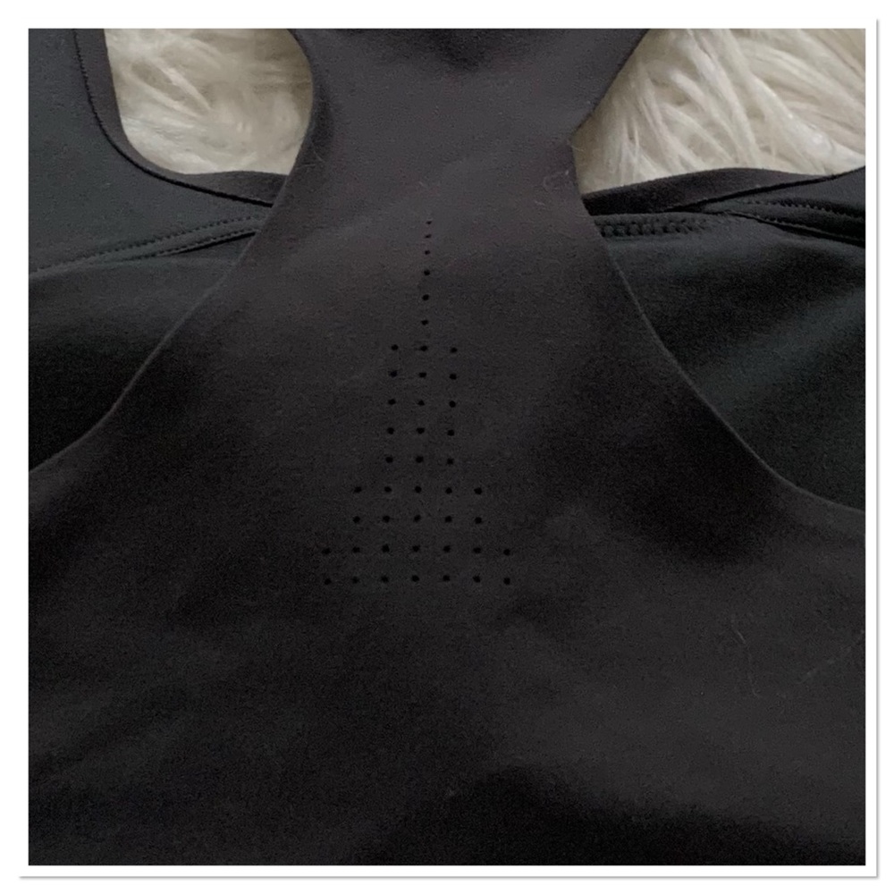 Uniqlo Seamless Sports Bra Gray Size Small - Picture 2 of 4